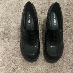 Sun + Stone Women's Glossy Black Slip-Ons - Size 10